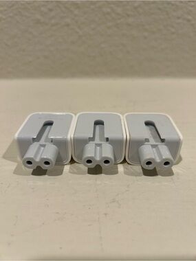 Apple duckhead wall 2 prongWhite Cell Phone Power Adapter  (Set of 3)